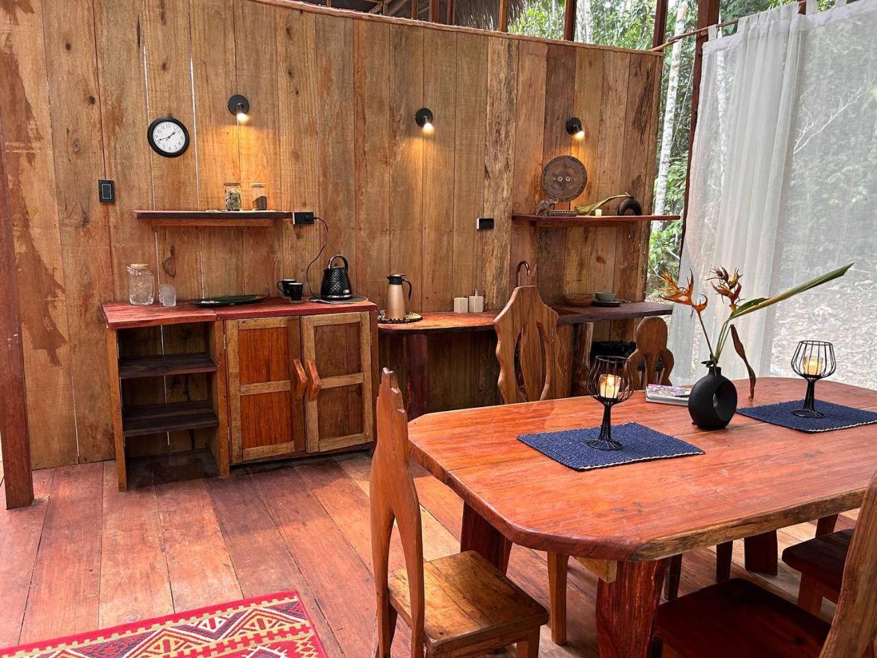 Awaken Amazonian Healing Resort All Inclusive Iquitos Rom bilde
